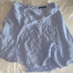 Brandy Melville Blue and White Daisy Wrap Skirt